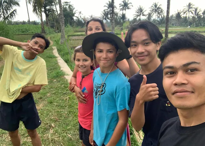 Bale Tetebatu