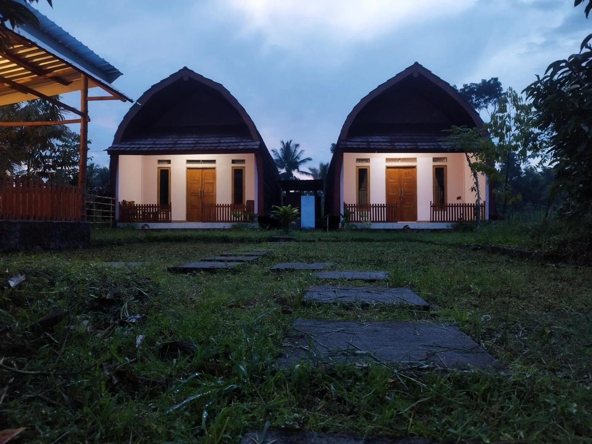 Bale * Tetebatu